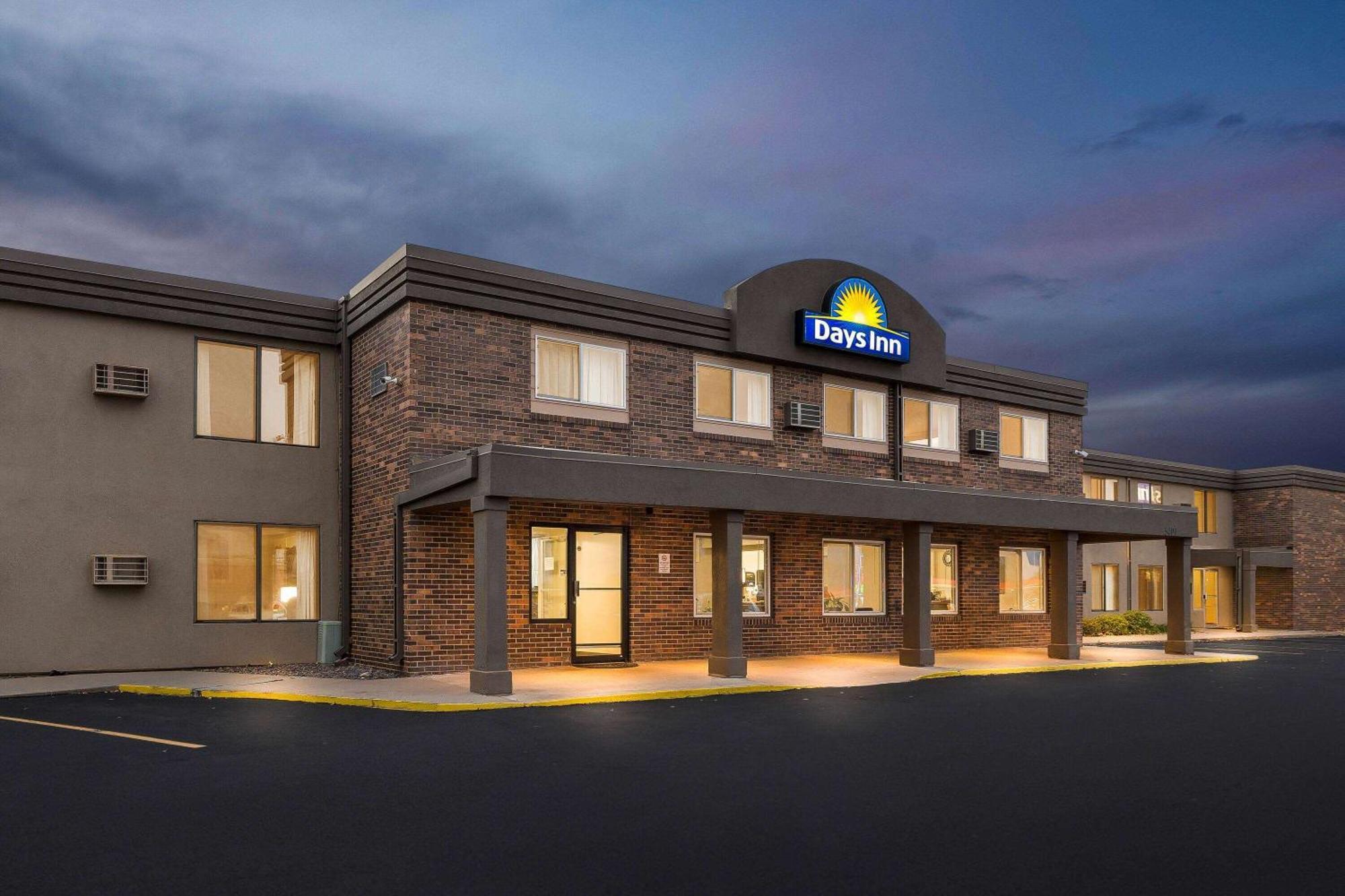 Days Inn By Wyndham Sioux Falls Exterior foto